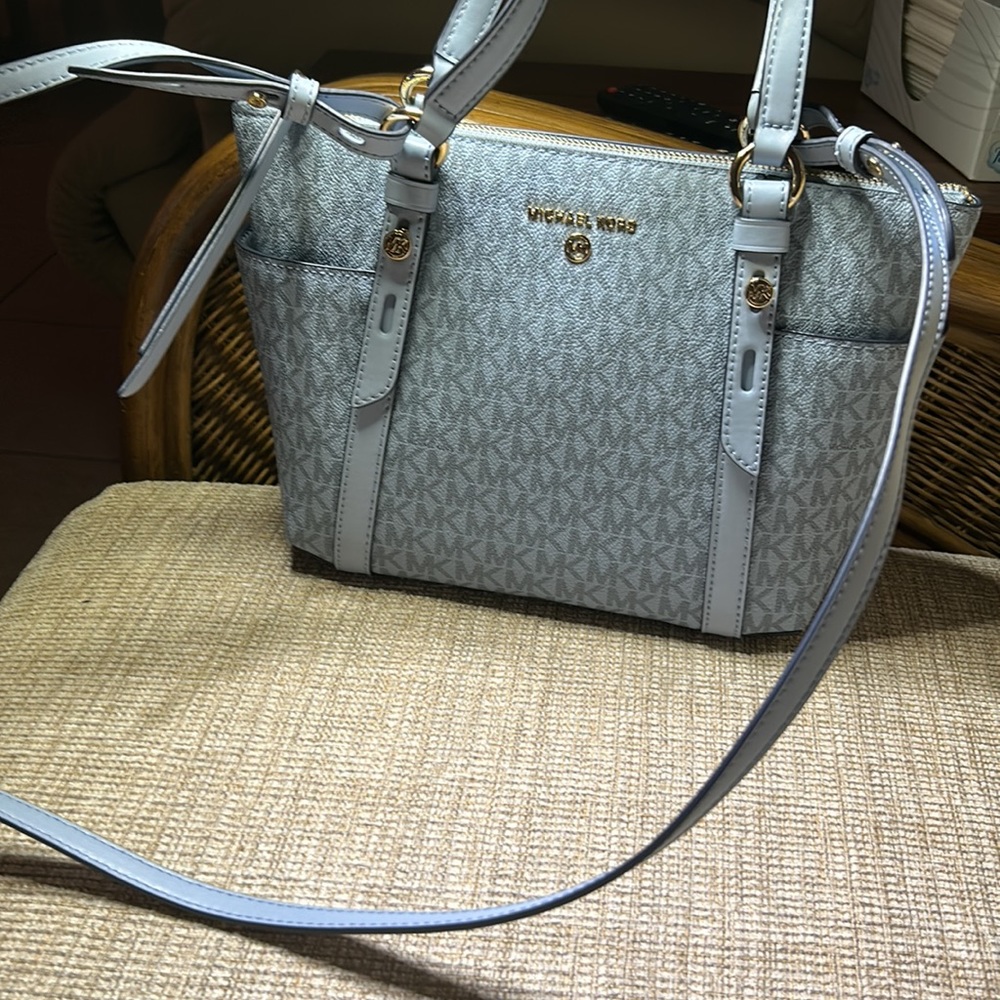 NWT Michael Kors purse short & long strap.. - Picture 12 of 12